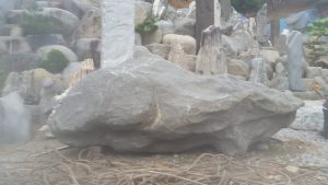 ガマガエルの形象岩
